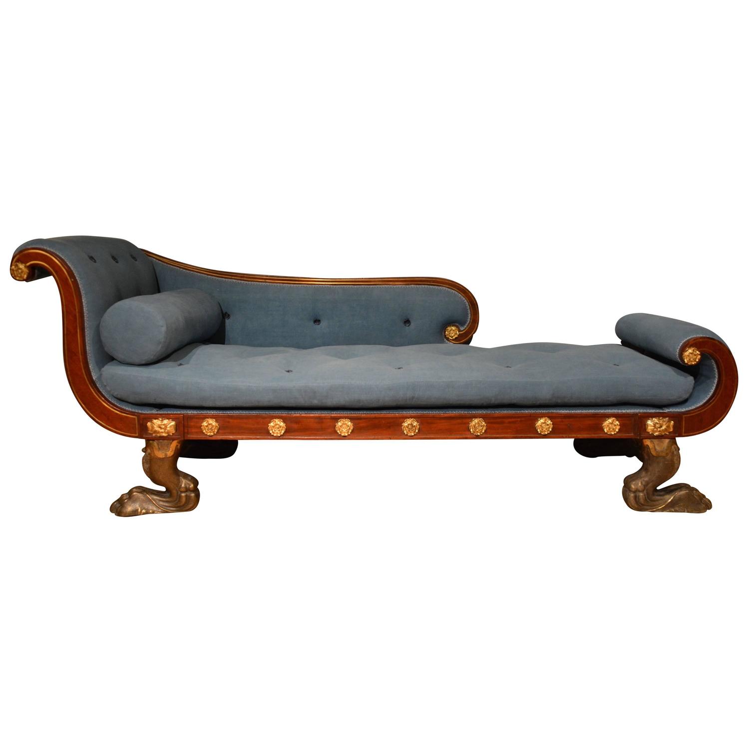 Early 19th Century English Mahogany Daybed or Chaise Longue For Sale at