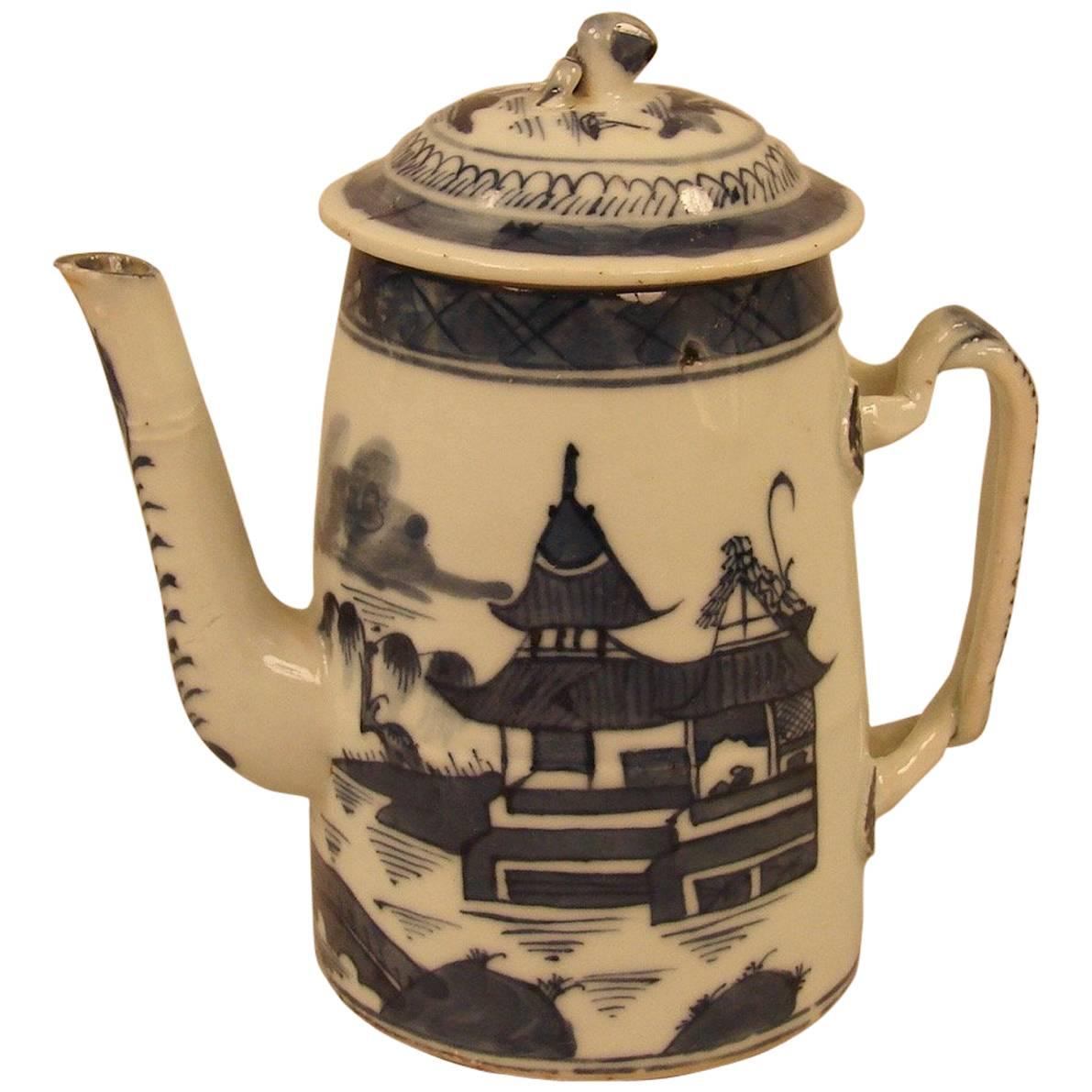 Chinese Export Canton Small Coffee Pot, 19th Century 