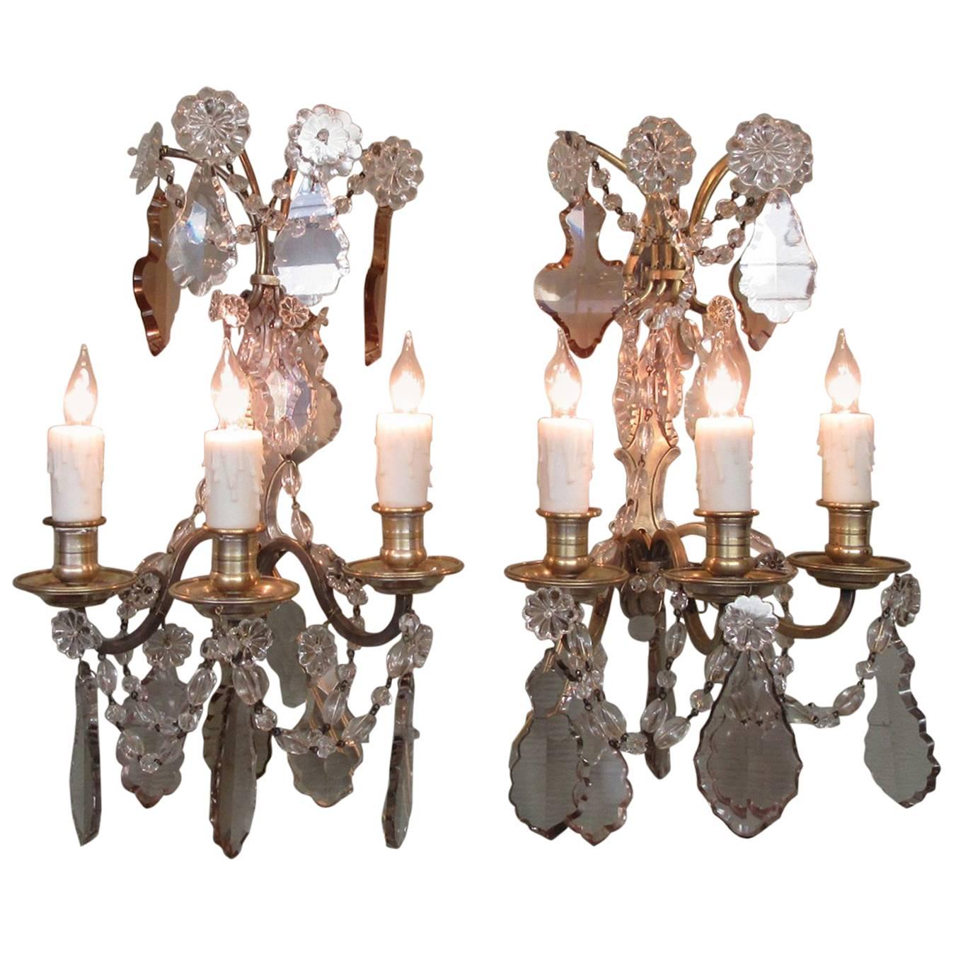 Pair of Early 20th Century French Louis XIV Crystal and Bronze Sconces For Sale