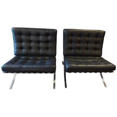 Vintage Mies van der Rohe Barcelona Chairs en acier chromé & avec cuir noir