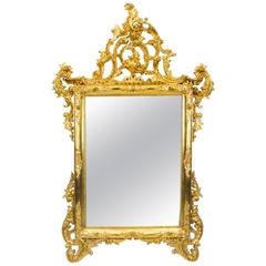 Stunning Italian Rococo Giltwood Decorative Mirror