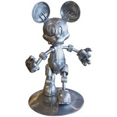 Hajime Sorayama für Disney Tomy Limited Edition Articulated Future Mickey Mouse