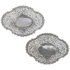 Pair of Oomersee Mawji Pierced Silver Dishes