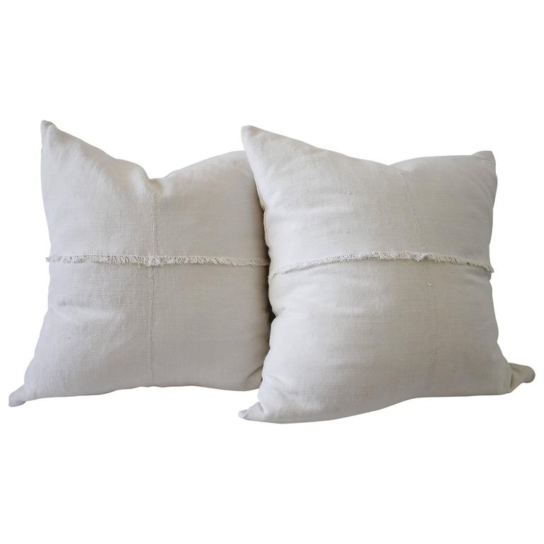 Pair of Soft White Vintage French Linen Fringe Pillows at 1stDibs