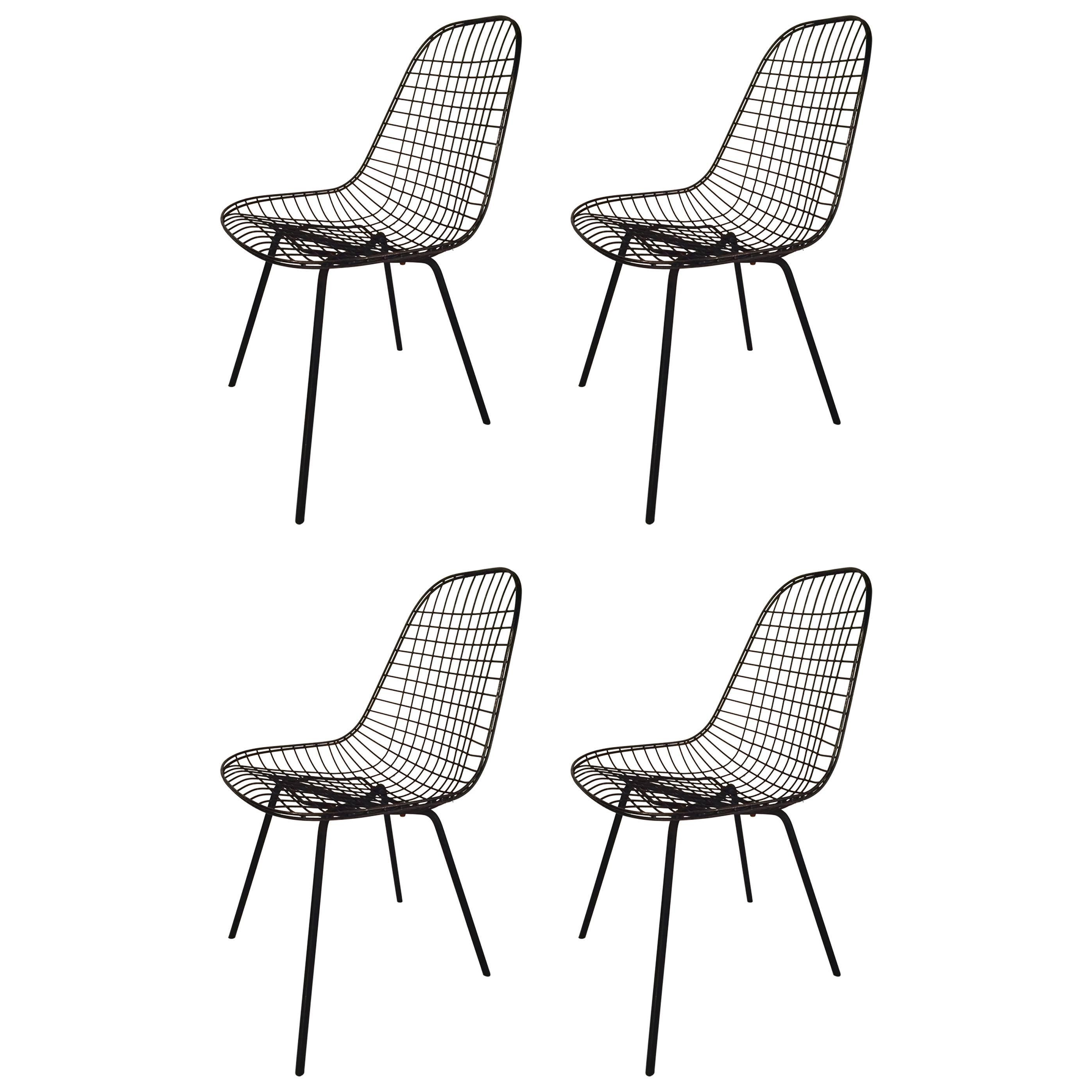 Set of Four Early Charles Eames Wire Chairs, 1950s For Sale