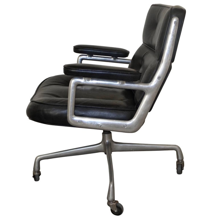 1960s Time Life Lobby Chair by Charles Eames for Herman Miller For Sale at  1stDibs