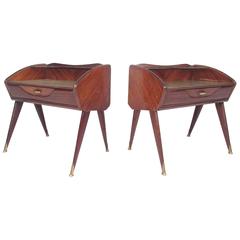 Pair of Mid-Century Modern Italian Nightstands in the Style of Paolo Buffa 4