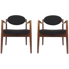 Pair of Mid-Century Modern Armchairs by Jens Risom 7
