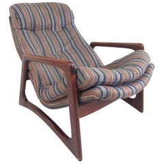 Moderner Sessel aus Nussbaumholz im Stil von Adrian Pearsall aus der Mitte des Jahrhunderts