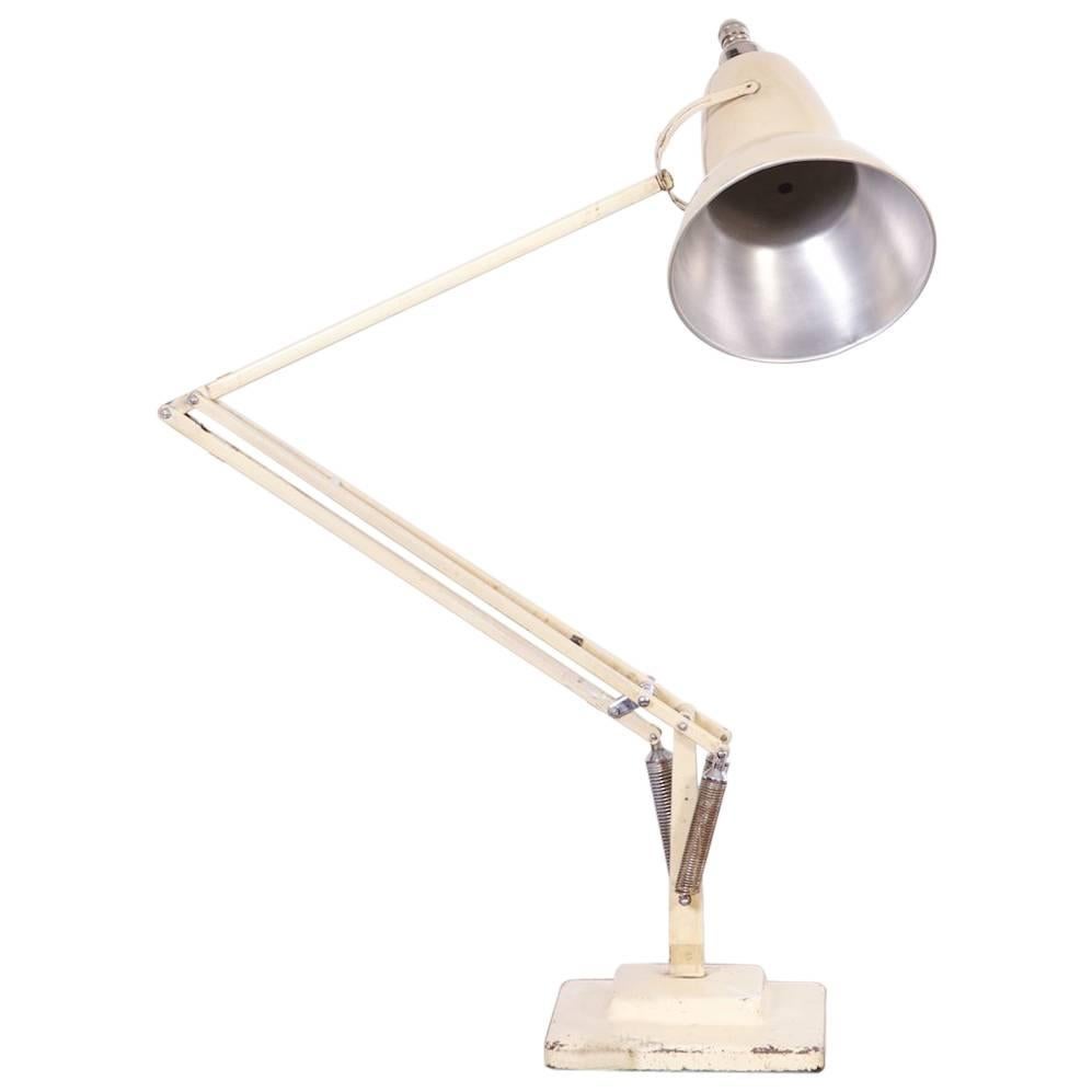 Two-Step Anglepoise