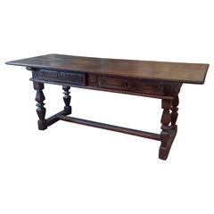 17th Century Epoque Louis XIV Walnut Table