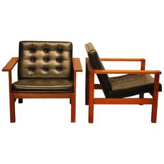 Gjorlev Knudsen Designed Pair of Leather Armchairs, circa 1960