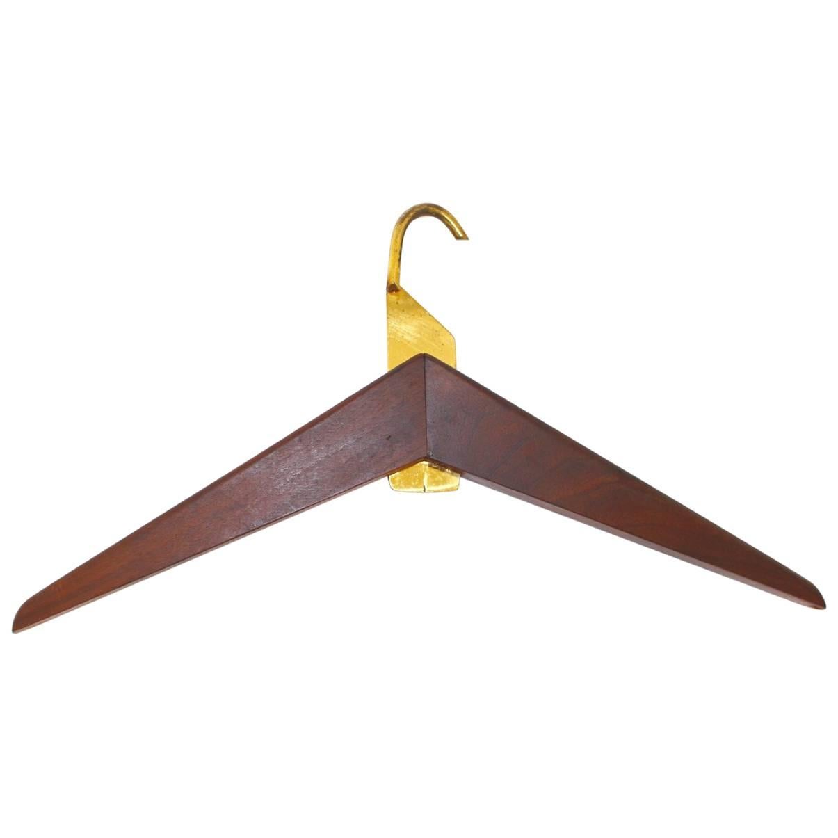 Mid Century Modern Vintage Walnut and Brass Cloth Hanger, Italy, circa 1960 For Sale