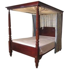 Lit victorien à quatre tiges d'acajou, grande taille avec baldaquin Sunburst