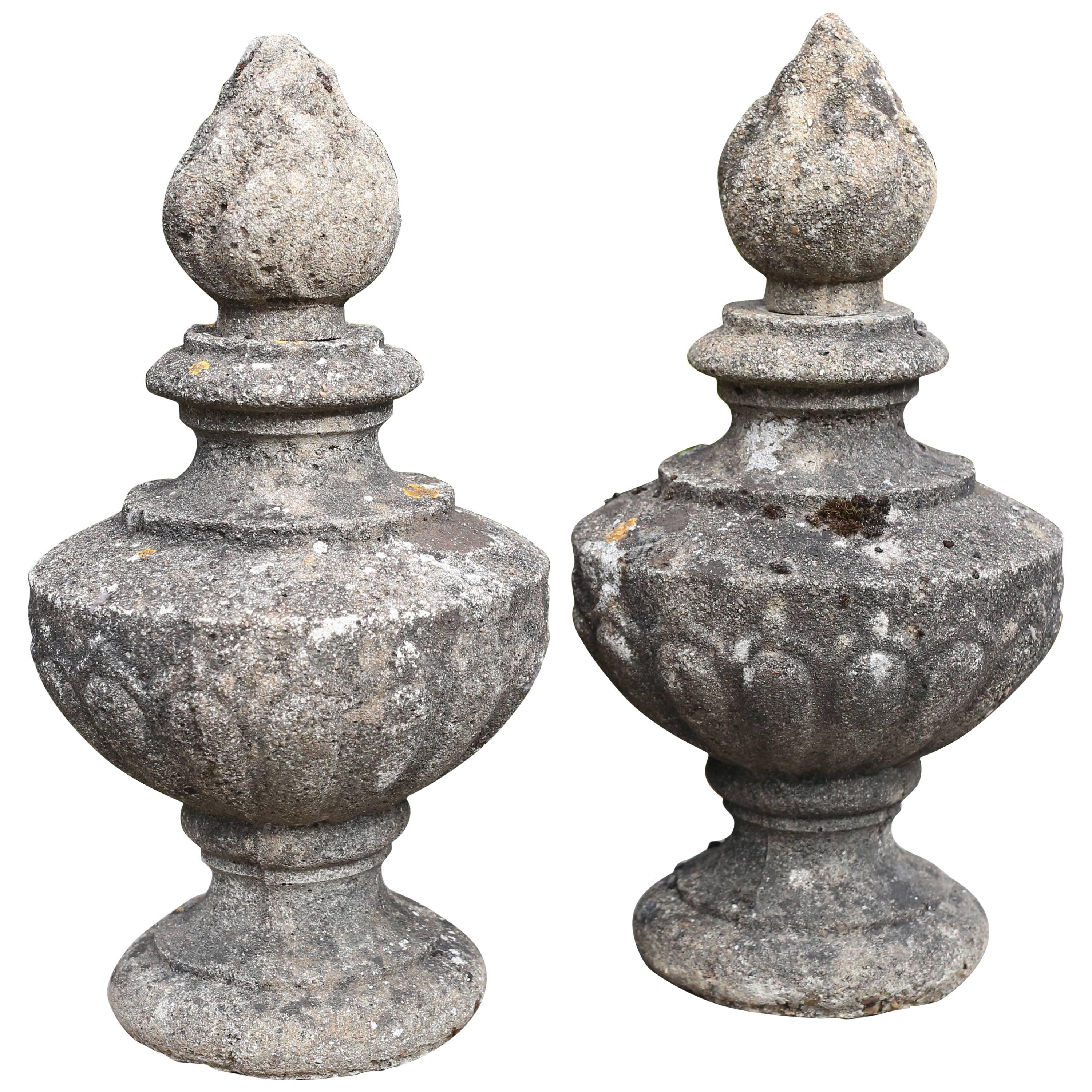 18th Century French Pot a Feu Stone Finials, circa 1770-1800 For Sale