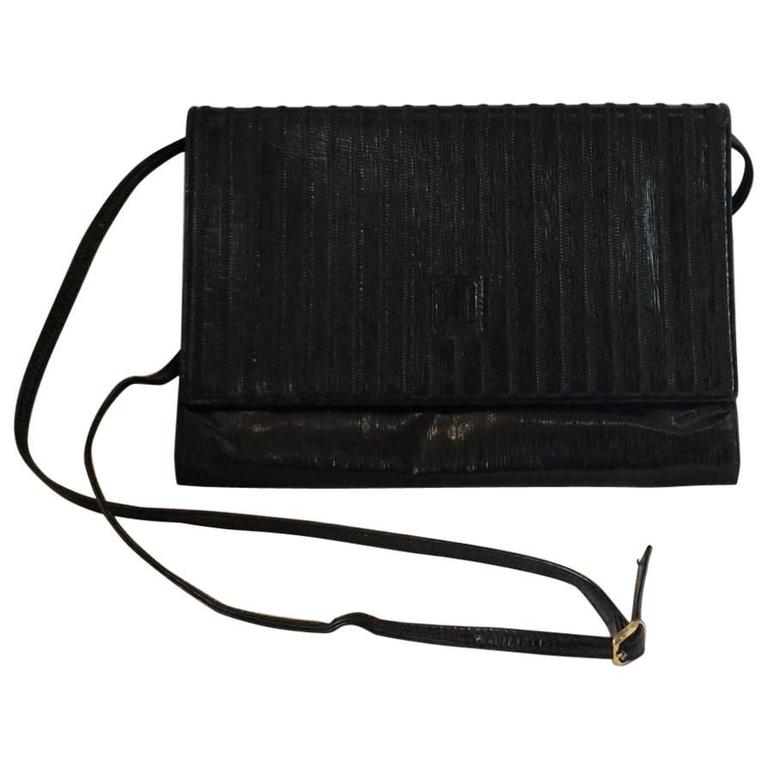 Vintage Fendi Black Leather Shoulder Bag For Sale at 1stdibs