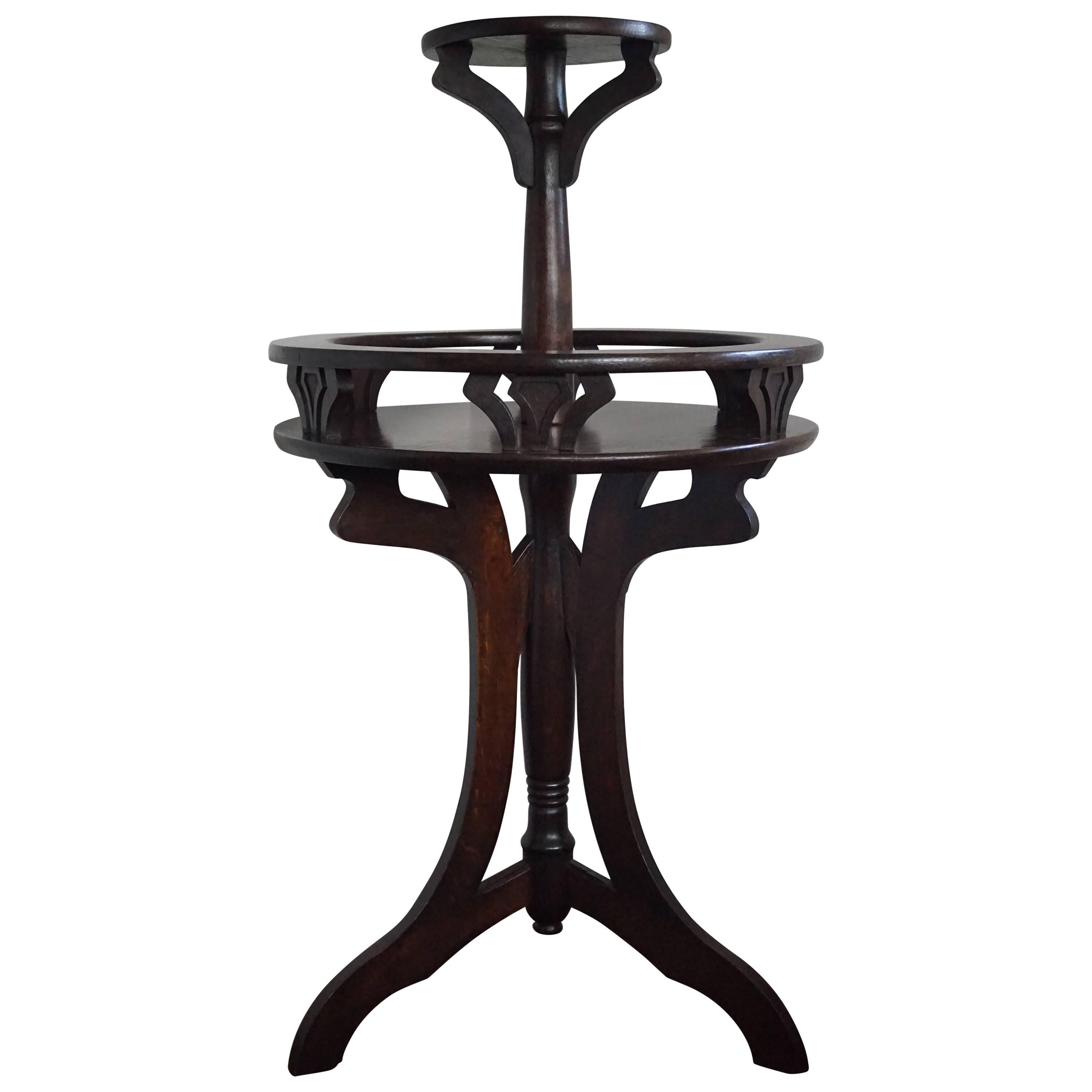 Tiger Oak Art Nouveau Drinks Table or Dry Bar with Pedestal on Top, circa 1900