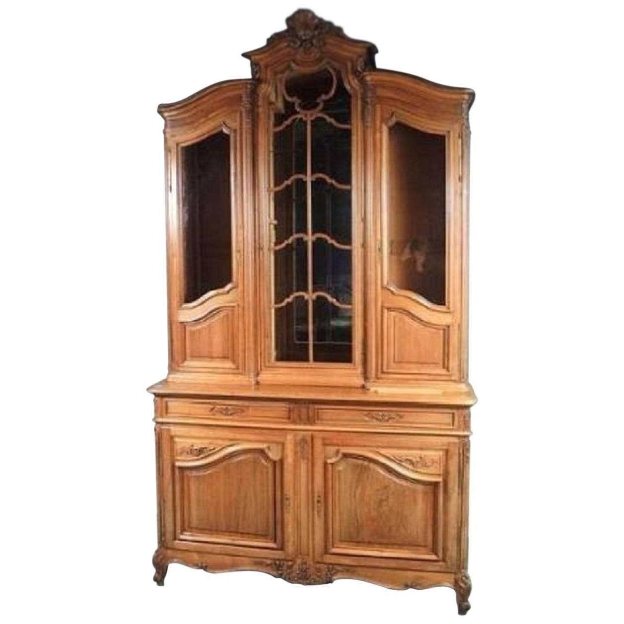 Late 19th Century Louis XV Style French Hand Carved Vitrine a Deux Corps For Sale