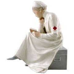 Rare Bing & Grondahl / B&G 1866 Red Cross Nurse/Samarit