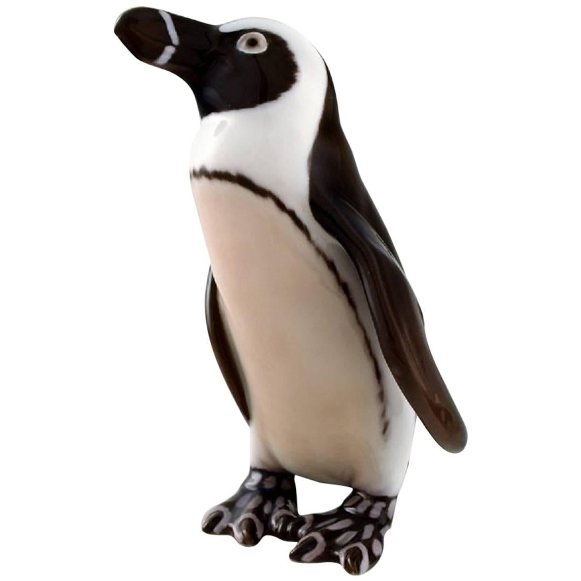 Large Penguin 'No. 1822' by Sveistrup Madsen for B&G/ Bing and Grondahl