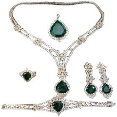 Rare 18-karat Gold Important Emerald Diamond Necklace Earring Pierre Hotel