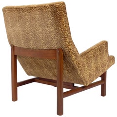 Mid-Century Modern Walnut Lounge Chair by Jens Risom