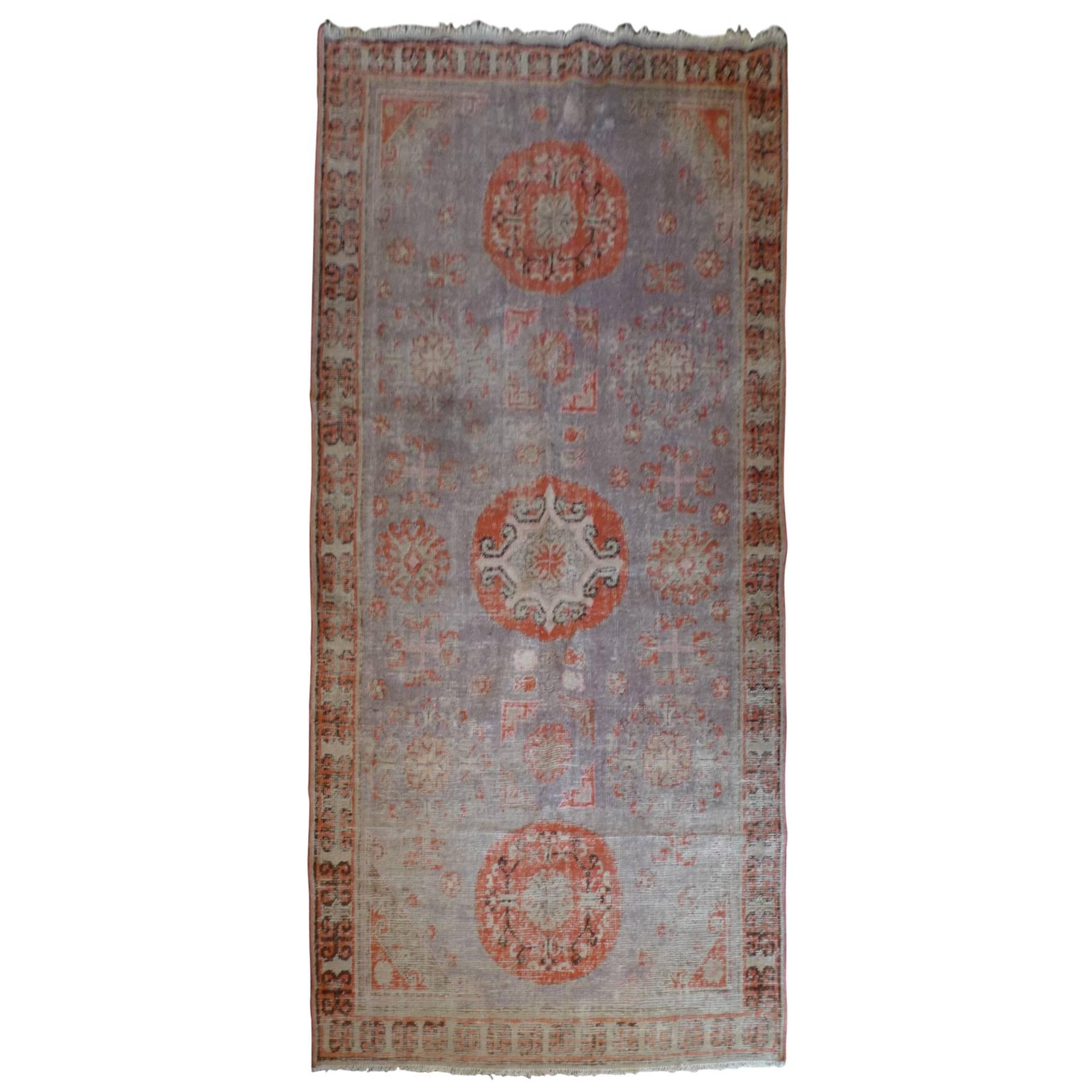 Woven Rug with Coloured Pattern
