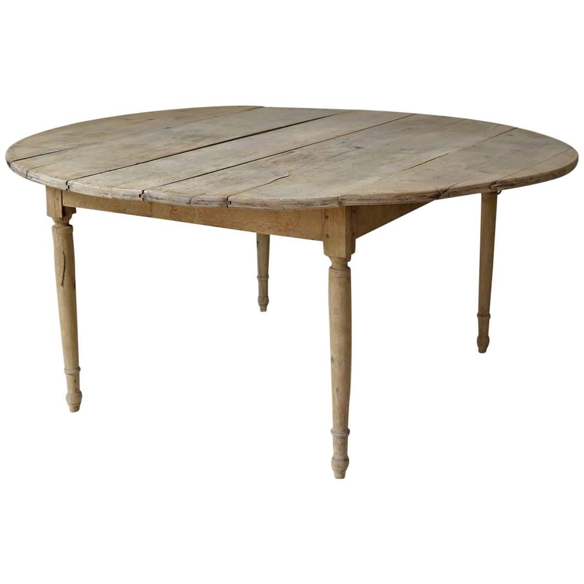 Large Round 19th Century Drop-Leaf Oak Dining Table from France