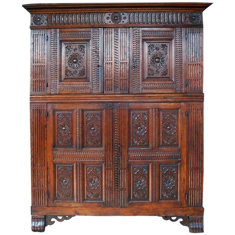 17th Century Flemish Hand-Carved Oakwood Cabinet