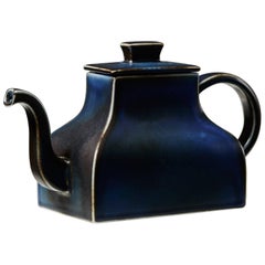 Teapot Kinesen Designed by Signe Persson Melin for Rörstrand, Sweden