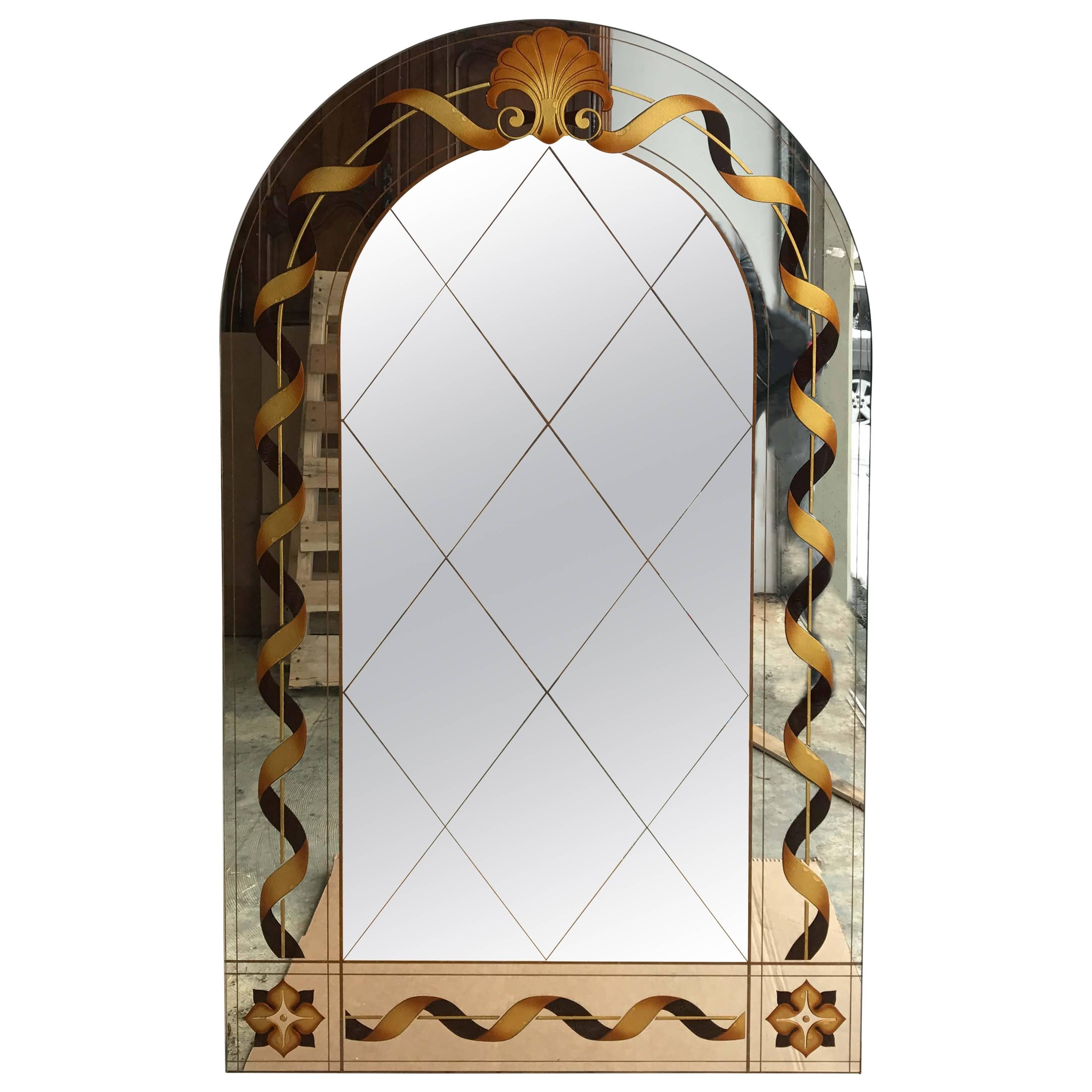 Églomisé Mirror with Shell Motif For Sale
