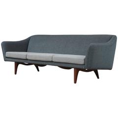 Illum Wikkelso Sofa