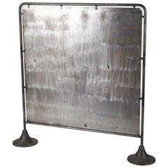 Metal Screen 8