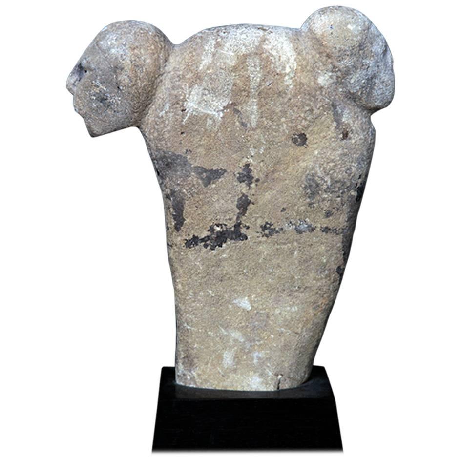 Talismán de caza del búfalo de piedra de las primeras llanuras americanas