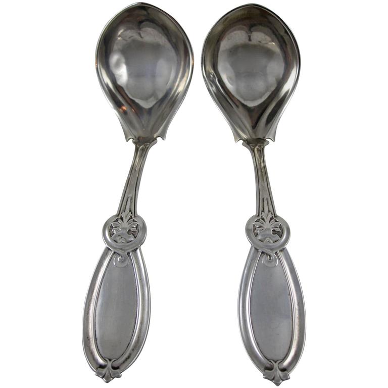 19th Century Sterling Silver Oyster Serving Spoons, Ball, Black and Co