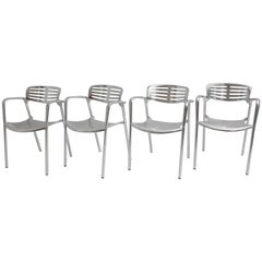 Moderne moderne Aluminium-Stapelstühle Gartenstühle Esszimmerstühle Jorge Pensi 1980er Jahre