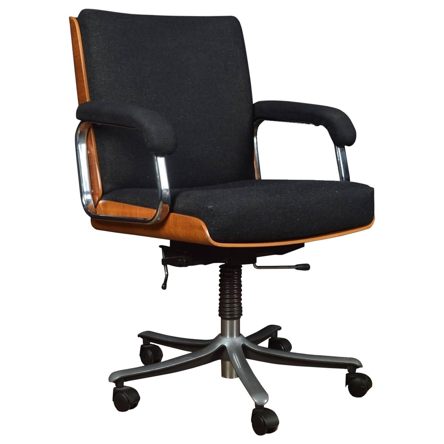 Eames Style Swivel Office Chair