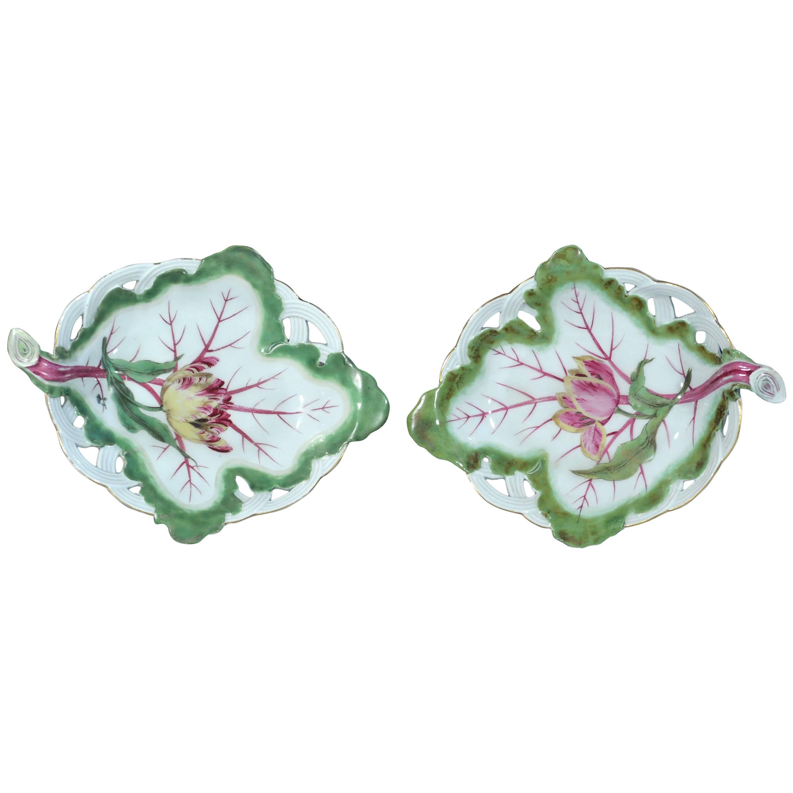 Georgian Period Chelsea Porcelain Pair of Tromp L'oeil Leaf Dishes with Tulips