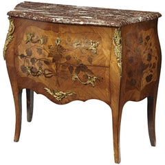 Commode in legno di noce intarsiato in stile Luigi XV, XIX secolo