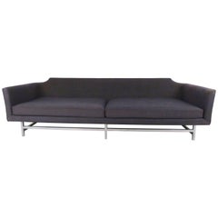 Langes modernes Sofa