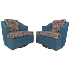 Pair of Mid-Century Modern Swivel Chairs 4