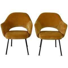 Set of Two Saarinen Executive Side Chairs, Knoll International