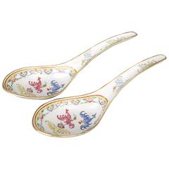 Antique Pair of Chinese Porcelain Famille Rose Spoons with Five Bats, 19th Century