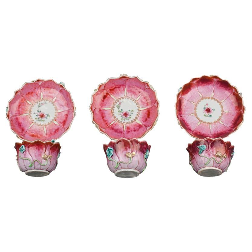 Set of Three Famille Rose Tea Bowls and Saucers in the Form of Lotus, 1750 For Sale