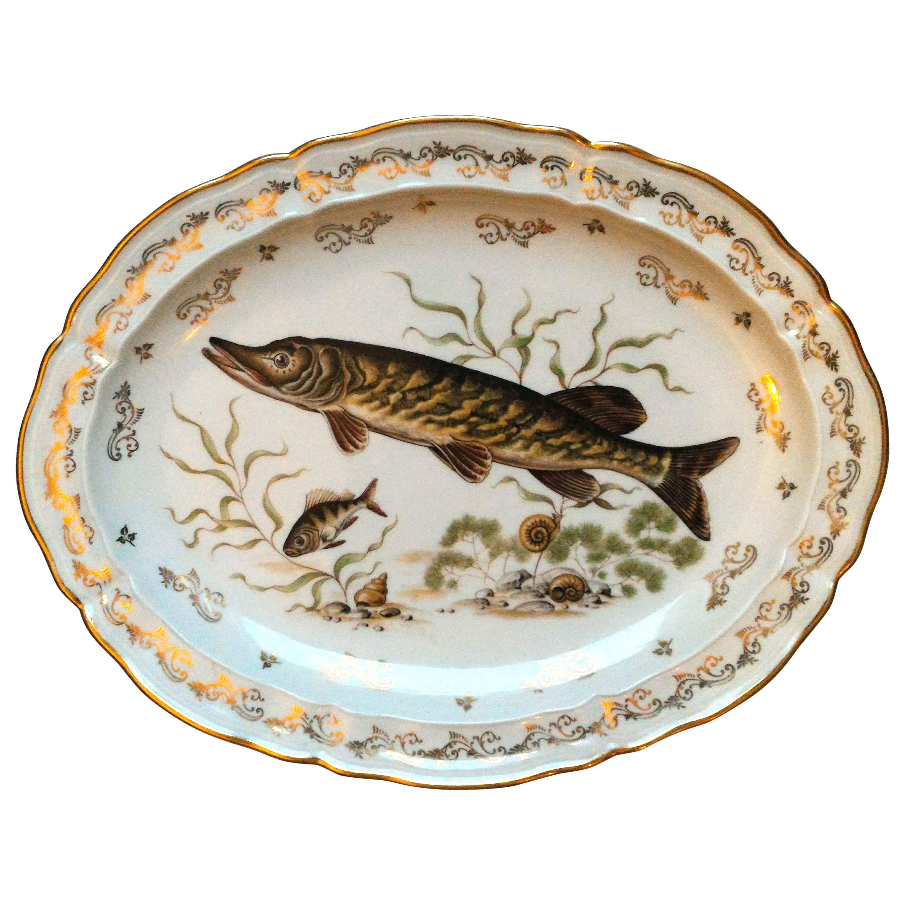 Limoges Gold and Porcelain Fish Set, 7 pieces, France 