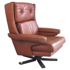 Danish 1970s Mid-Century Brown Leather Swivel Chair with Stitched Detailing