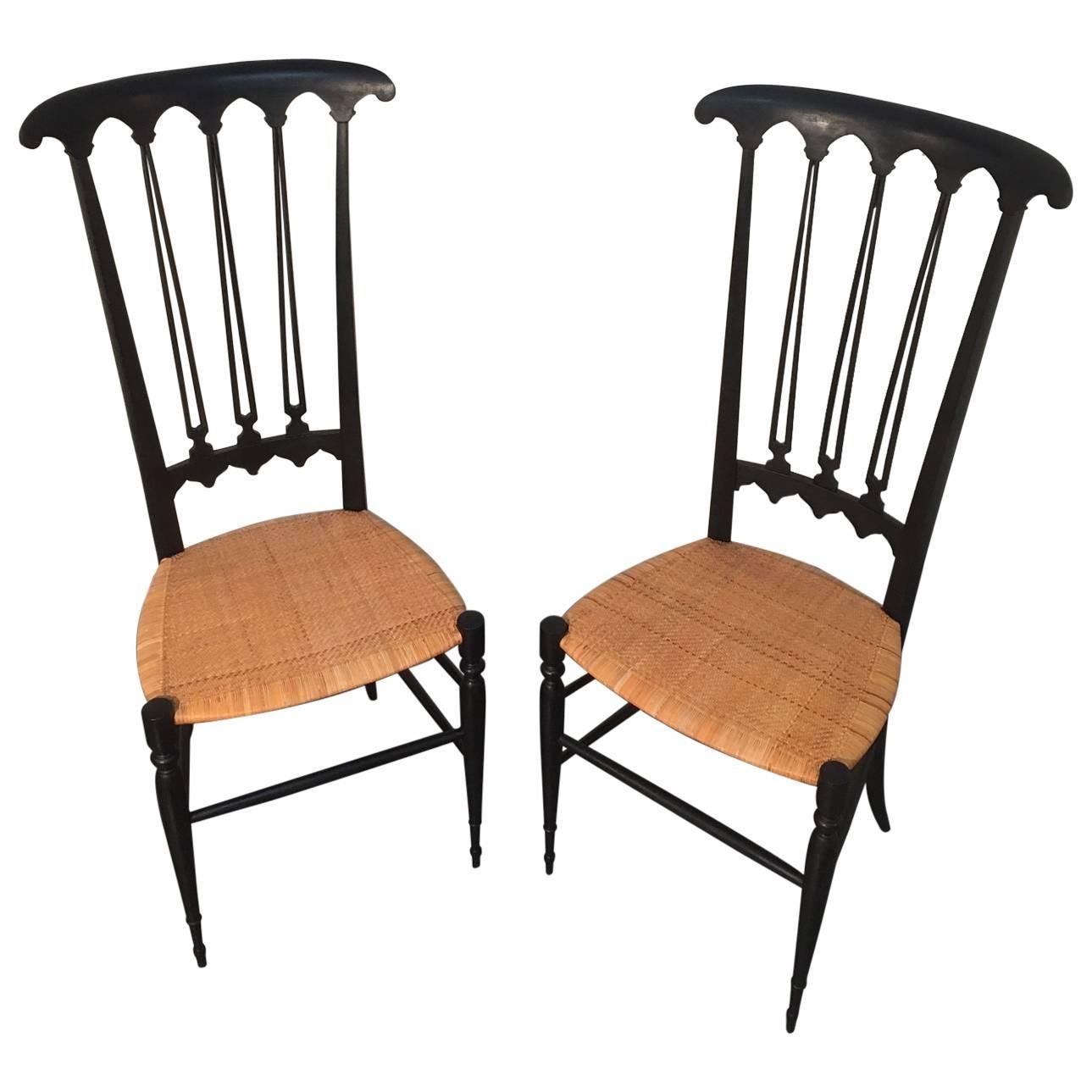 Pair of Mid-Century Black Chiavari Chairs For Sale