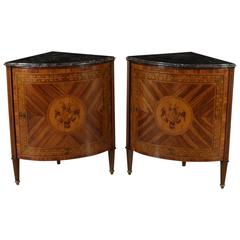 Antique Pair of Late 18th Century Neoclassical Italian Corner Cabinets Genova