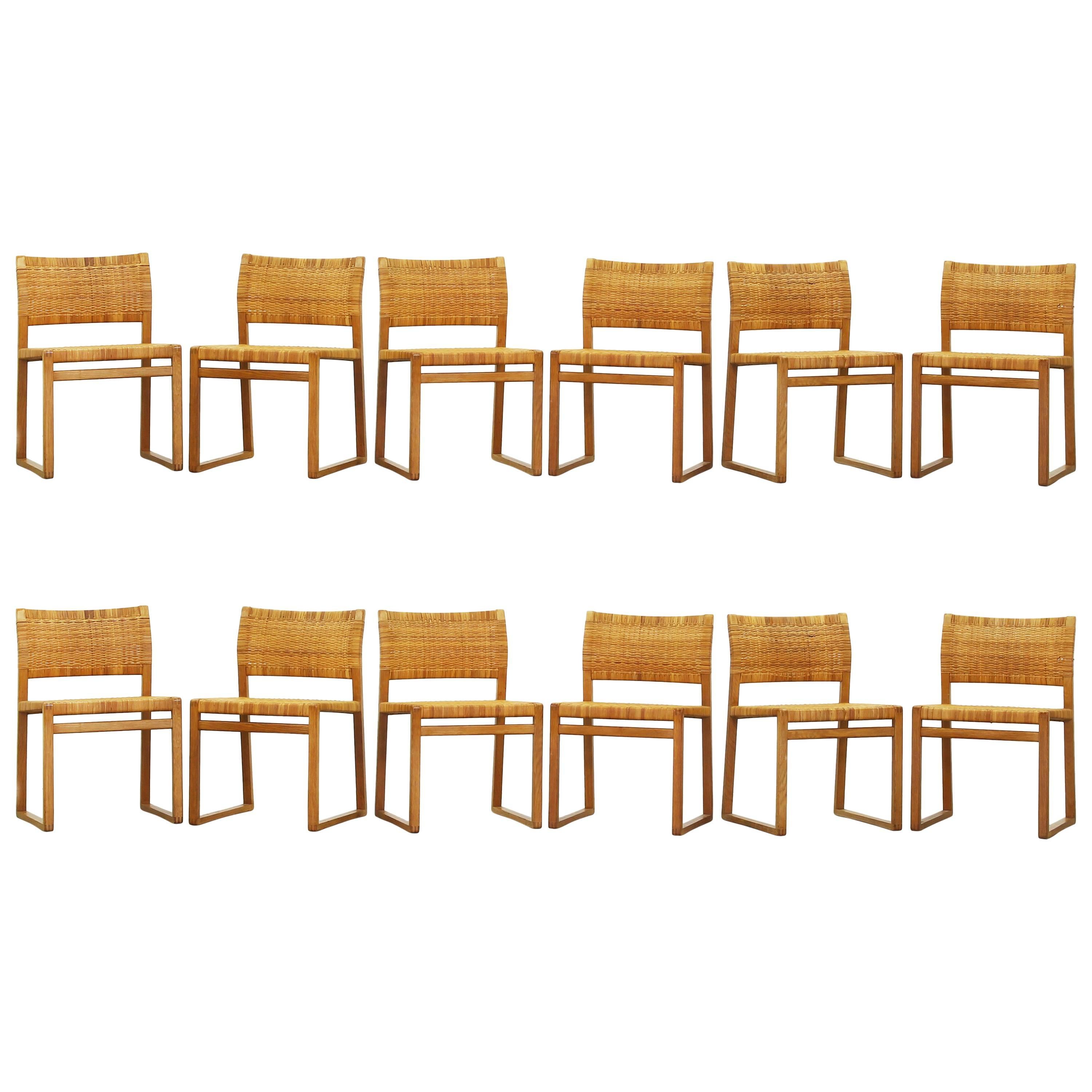 Beautiful Set of 12 Dining Chairs by Børge Mogensen for Fredericia