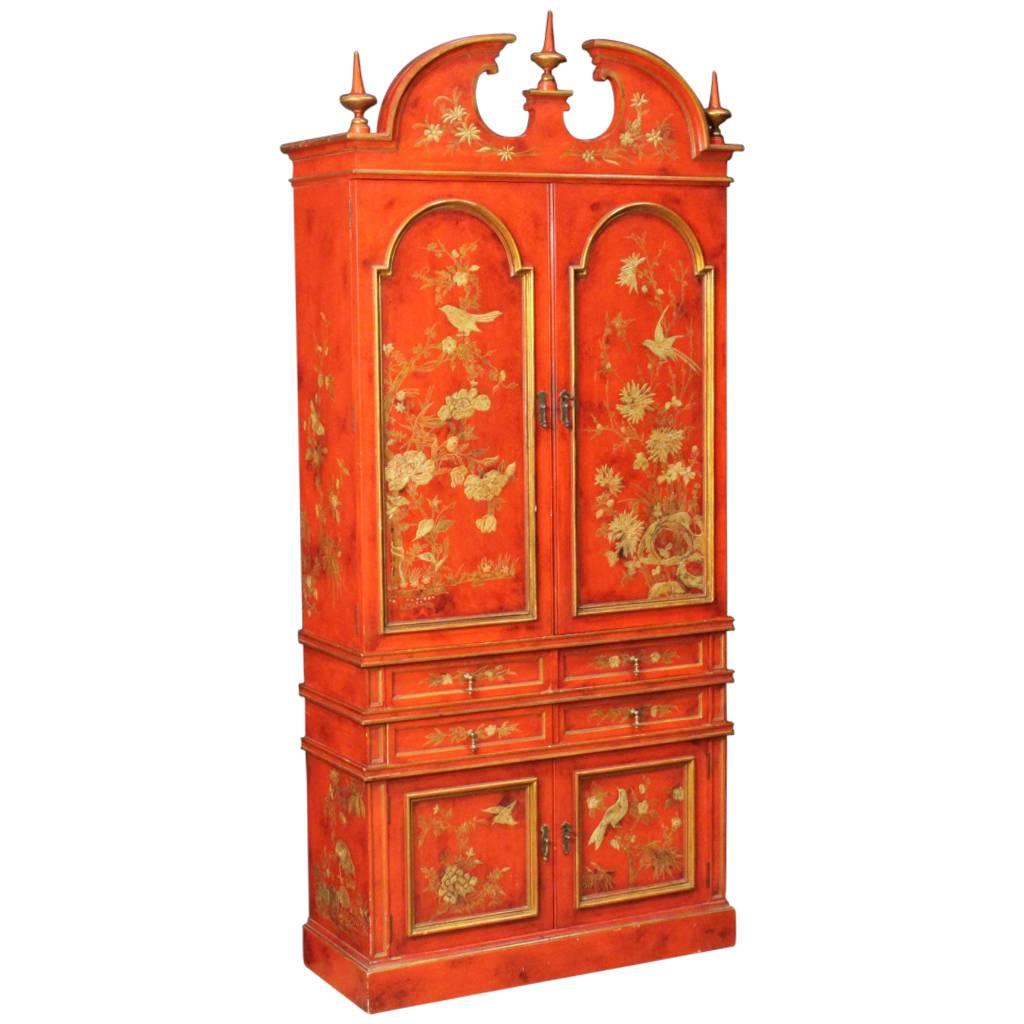 20th Century Spanish Lacquered and Gilt Red Wet Bar with Chinoiserie Decorations